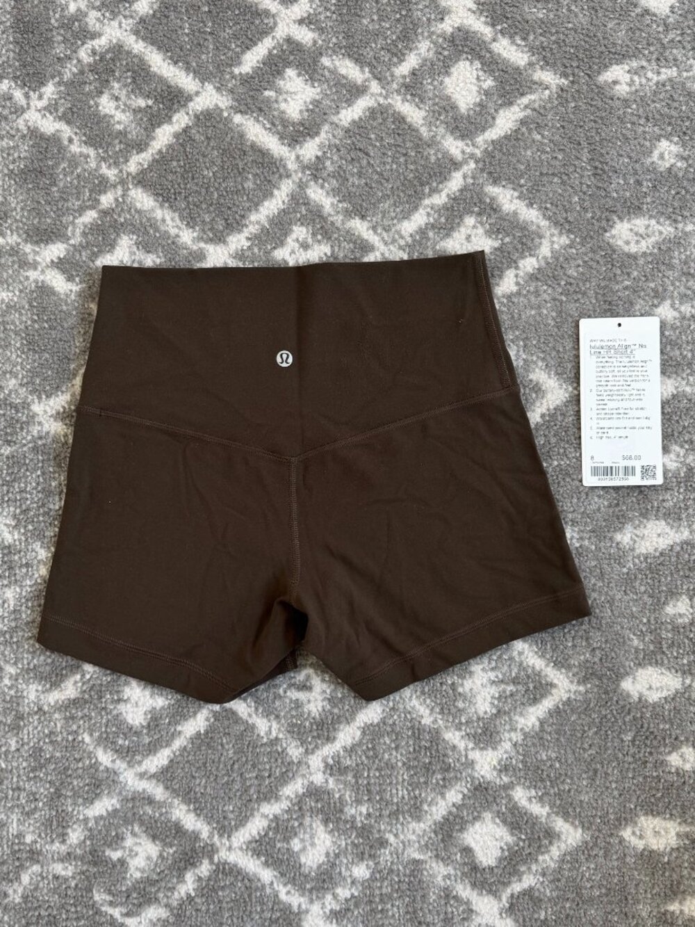 Lululemon Align No Line HR Short 4", Size 8 - Picture 6 of 9